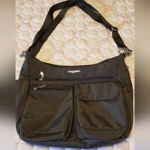 Baggallini Grey Crossbody bag